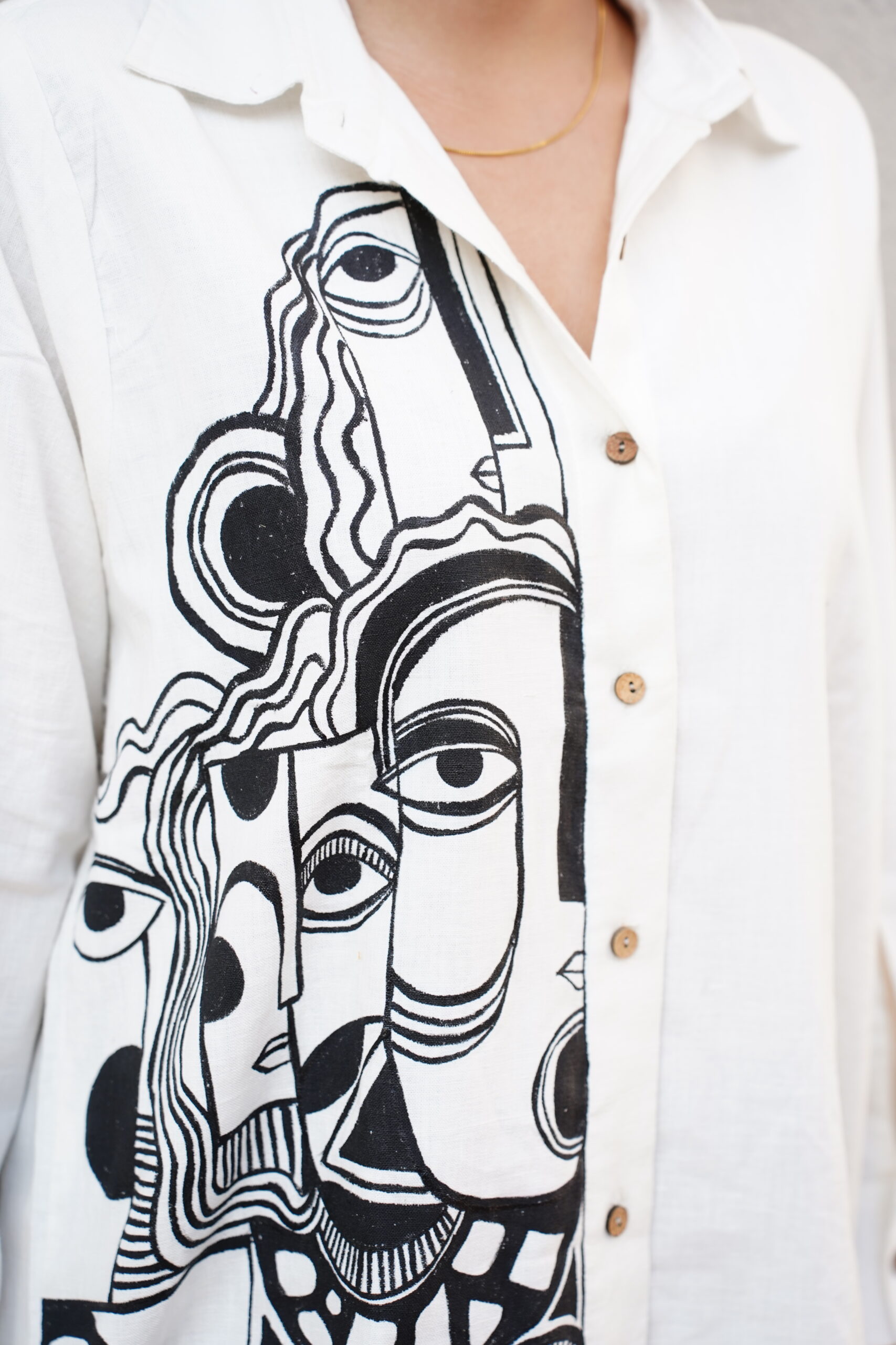 Rekharoop Women’s White Abstract Face Print Long Shirt - Image 6