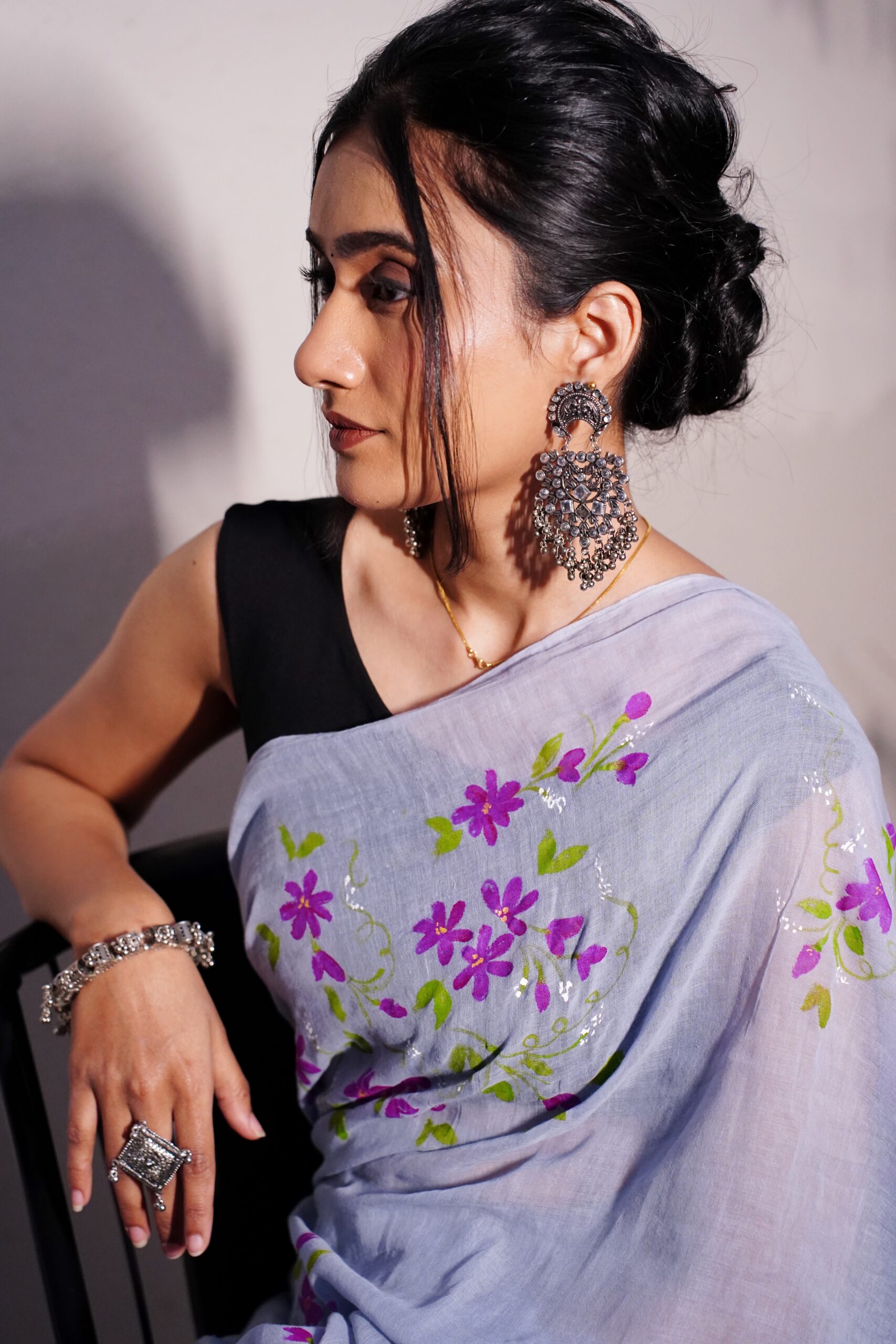 Handloom Hand-Painted Ready-to-Wear Saree - Image 4