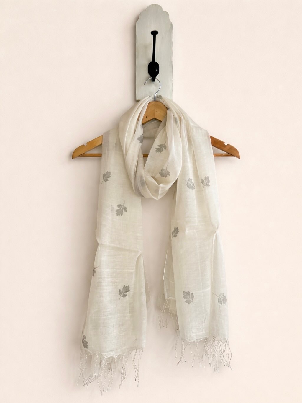 Prakriti Leaf Print Khadi Silk Dupatta - Image 3